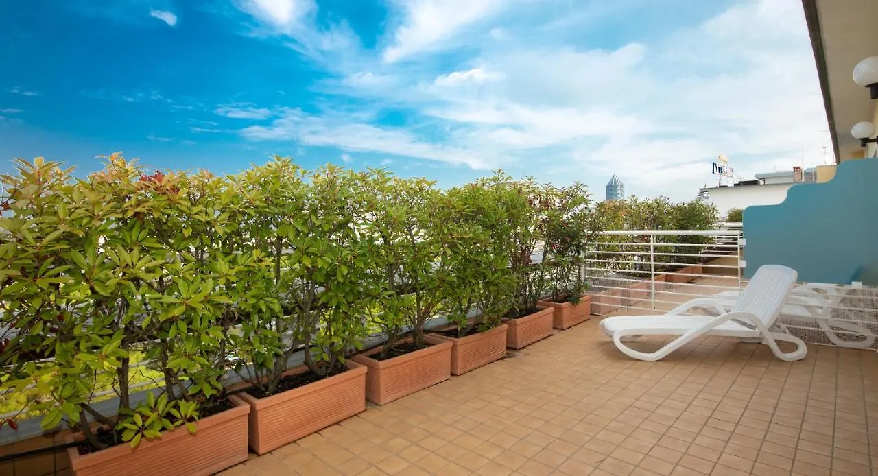 Hotel Aurora Lido di Jesolo 4*,