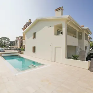  Apartment Domus Fiorita